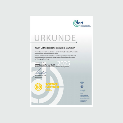urkunde dart science partner gold 2025 für die com münchen, hellgraue urkunde